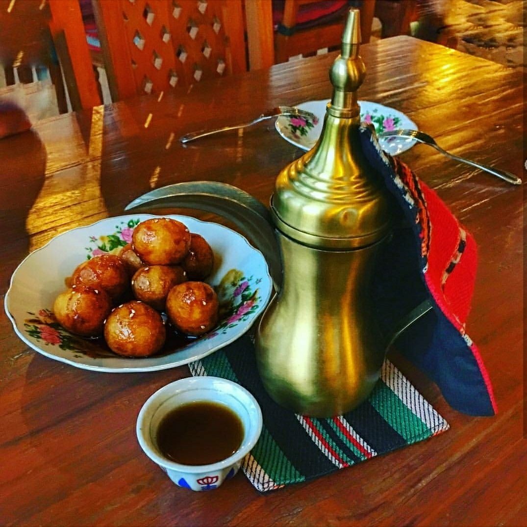 Emirati Luqaimat