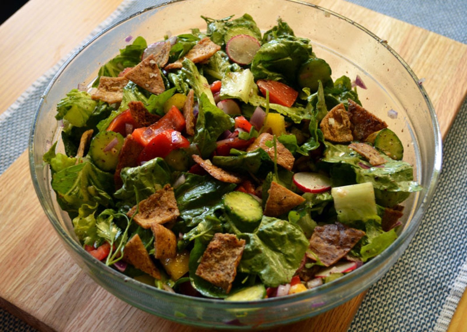 Levantine Fattoush Salad